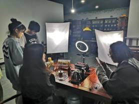 60d0b225-2fc9-418e-bc70-b86848a07adc