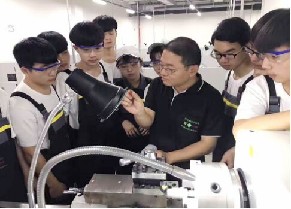 BigBull_28 双主体育人 双导师培养.jpg